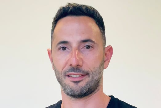 עומרי אמסלם, מייסד משותף ומנכ״ל חברת Atriis, צילום פרטי